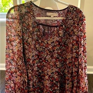 Women’s Romantic Fall Floral Print Blouse from Loft. Size M.